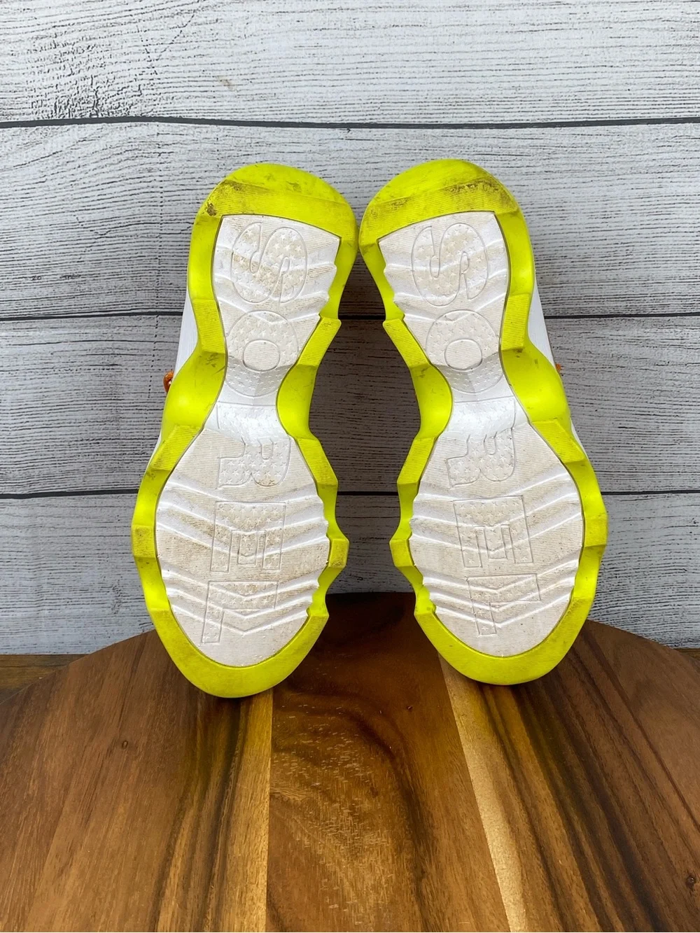 Sorel Kinetic Impact II Lace Up Sneaker Orange Yellow Women’s Shoe Size 8.5